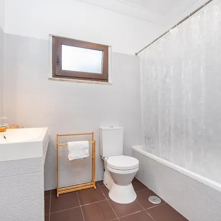 Spacious Beach&golf Charneca (Setubal)