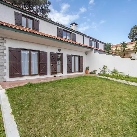 Holiday home Spacious Beach And Golf